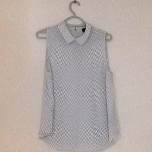 Who what wear, White and black pokadot blouse with collar